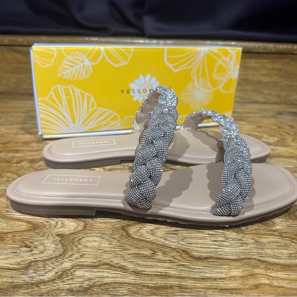 New Yellow Box Gorgeous Davie Clear rhinestone sandals Sz 10. - Picture 2 of 7